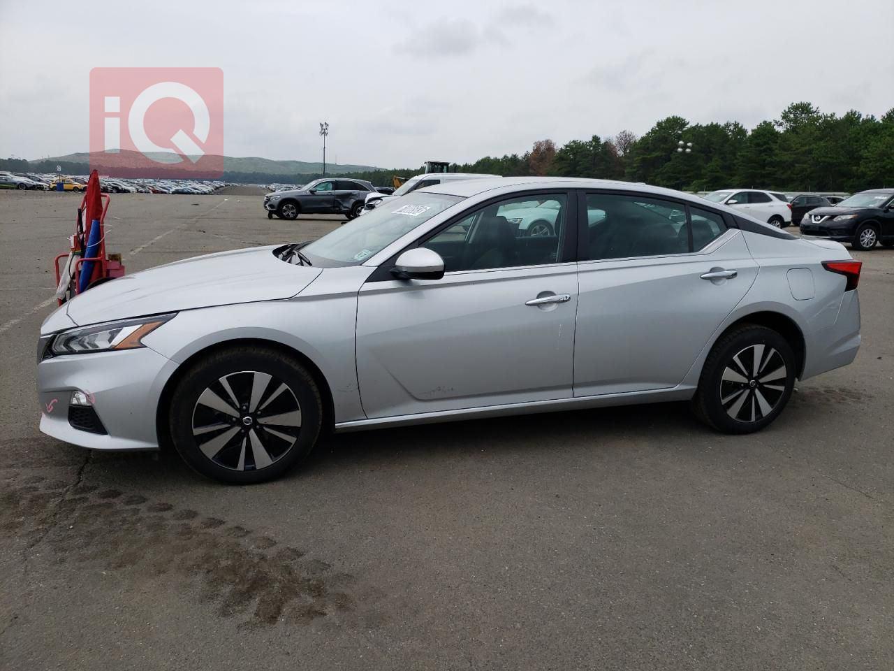 نيسان ألتيما